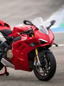 Realize Seu Sonho De Pilotar Uma Nova Ducati