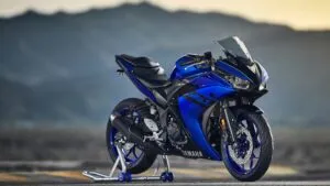 Vende-se a Nova Yamaha R3 2024 Sem Entrada em 48 Parcelas